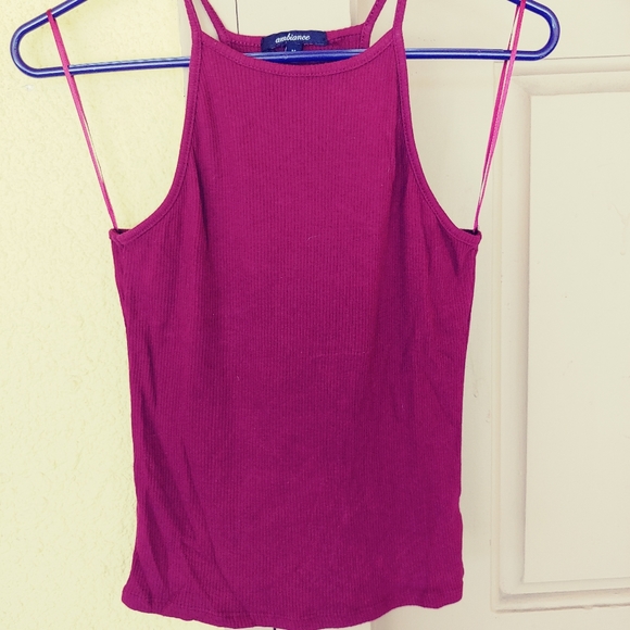 Clothes - Picture 6 of 16